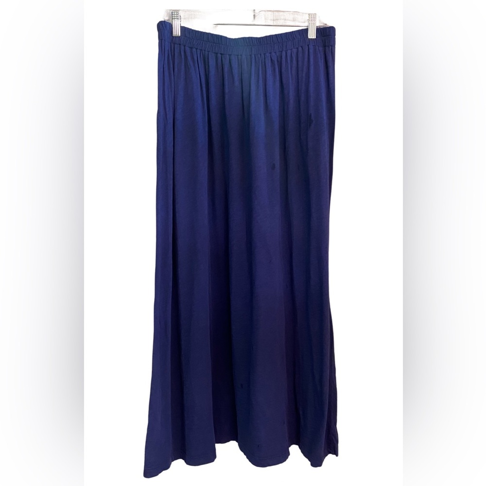 Velvet - Gwen Skirt in Cavern
Size M
NEVER WORN
